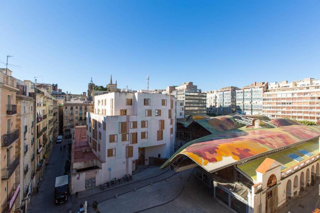 Lovely Apartment With A Terrace Barcelona Exteriör bild